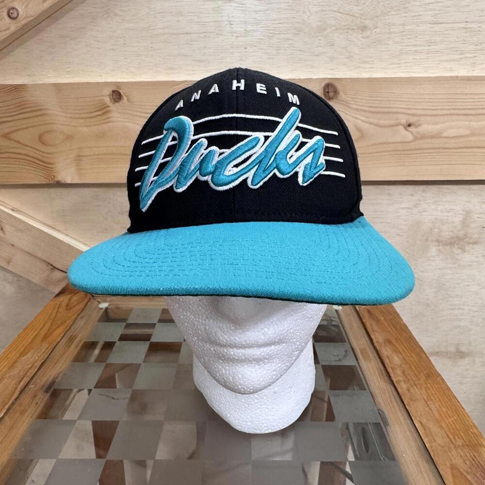 Anaheim Mighty Ducks Hat Cap Snap Back Black Teal NHL Hockey New Era Mens 90s